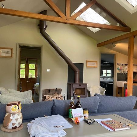 Вілла Faraway Follies Llandegla Екстер'єр фото